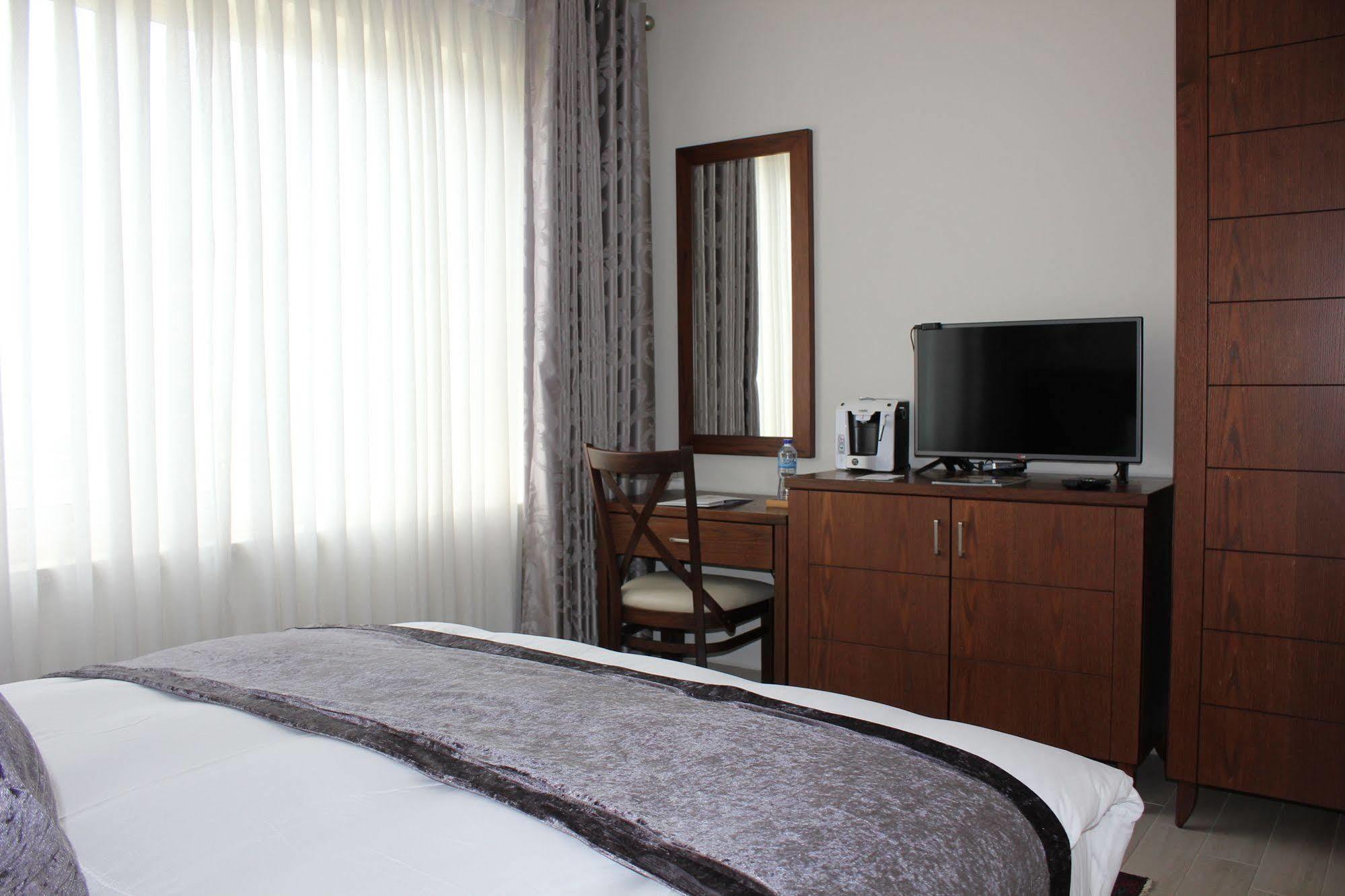 Lavender Boutique Hotel Ramallah Buitenkant foto